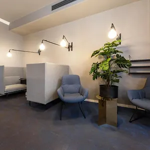 B-hotel *** Dusseldorf