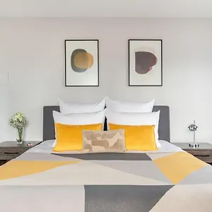 Numa Frankfurt Oben Aparthotel